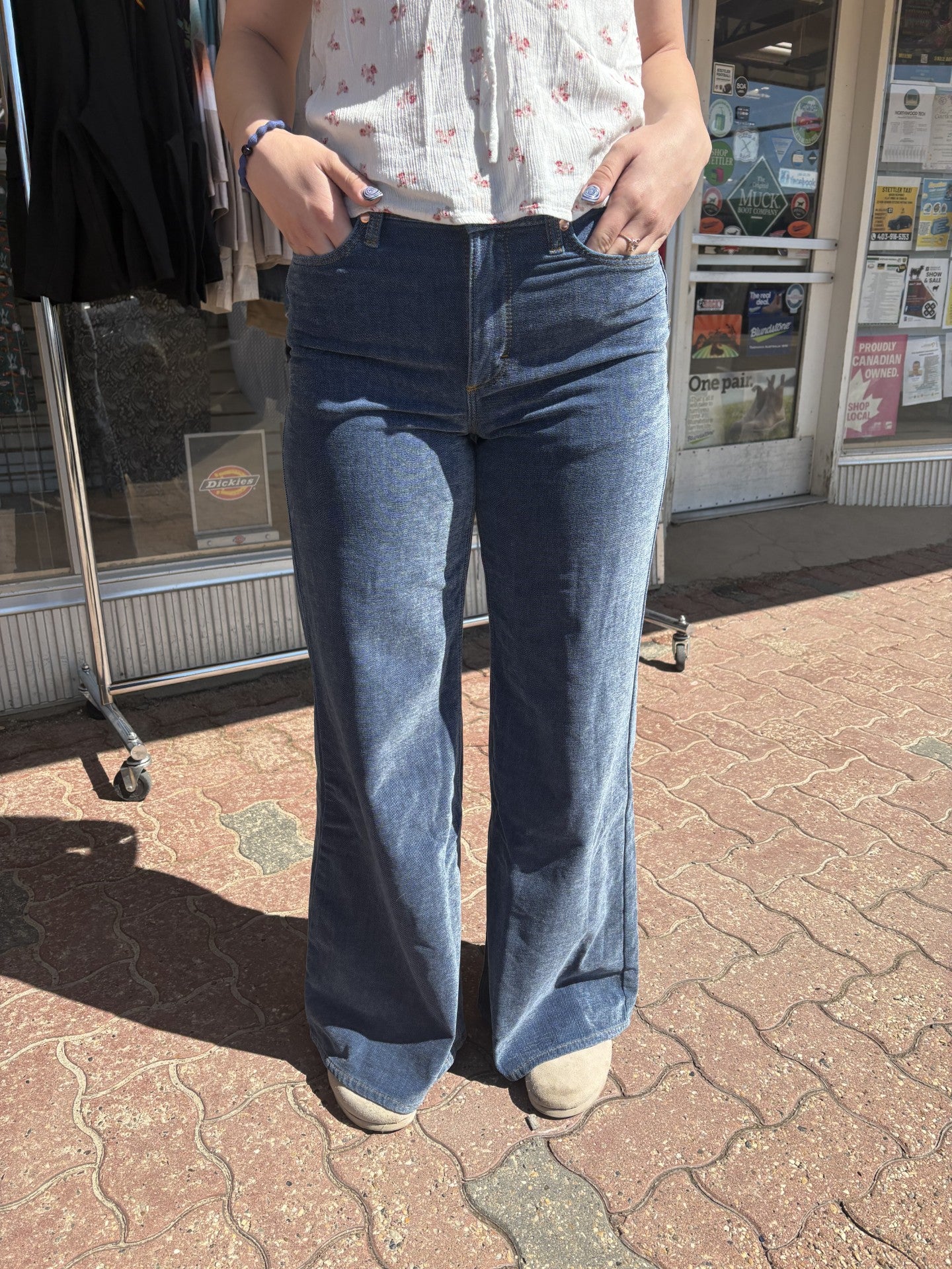 Wrangler 112382902 - Lainey Wilson Wide Leg