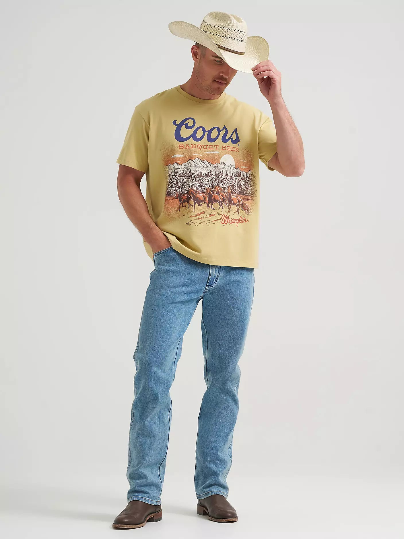 Wrangler X Coors 112384983 - Men`s Wild Horses T-Shirt