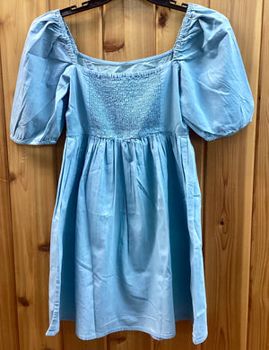 Women’s Short Sleeve Solid Light Blue Denim Dress
