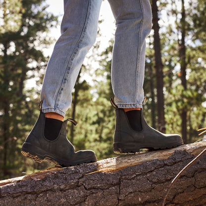 Blundstone #587 Leather Lined Chelsea in Rustic Black